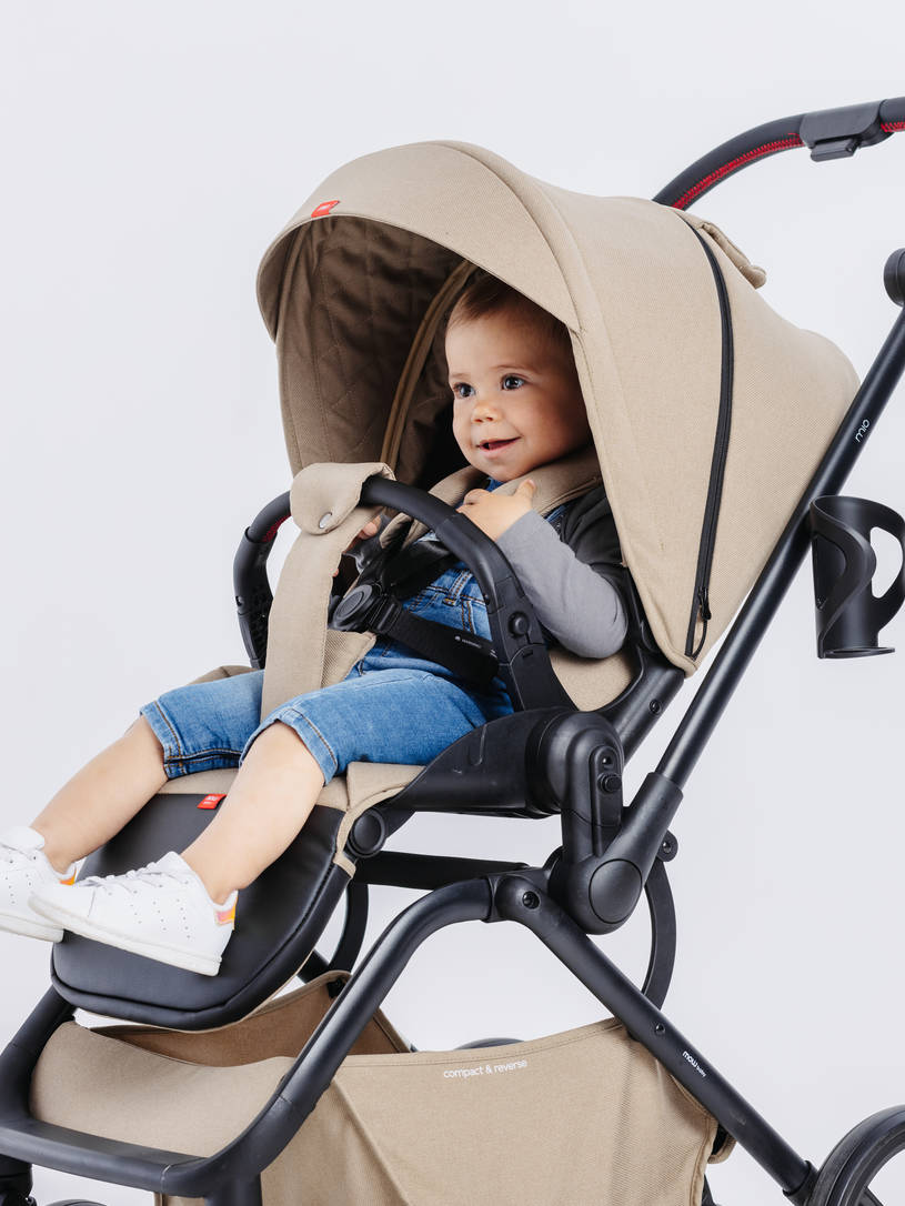 Коляска прогулочная Mowbaby Mio Latte