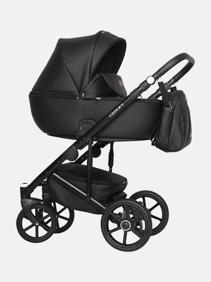 Коляска 2 в 1 Riko Basic Ozon 06 черный